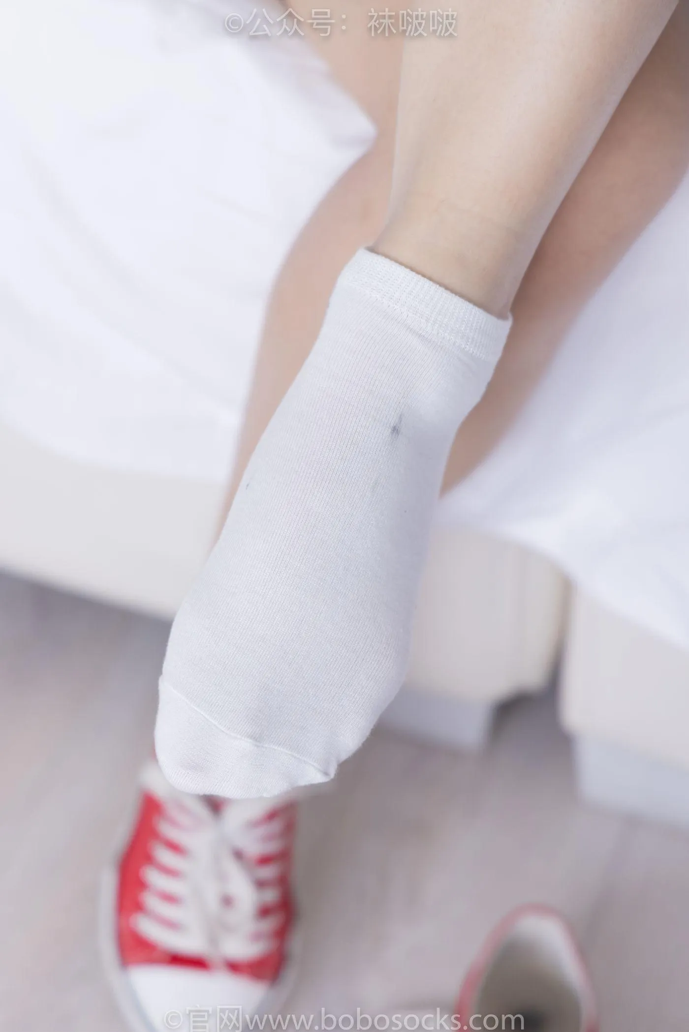 [BoBoSocks袜啵啵]NO.036 菠萝-帆布鞋、白棉袜、裸足 [138P]插图8
